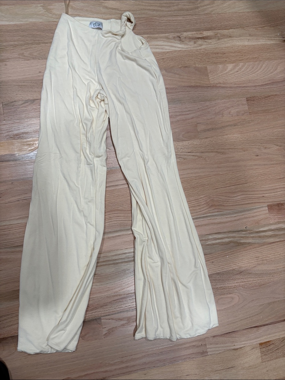 Oh Polly Cream Wide-Leg Lounge Pants with Matching Crop Top - Picture 2 of 5